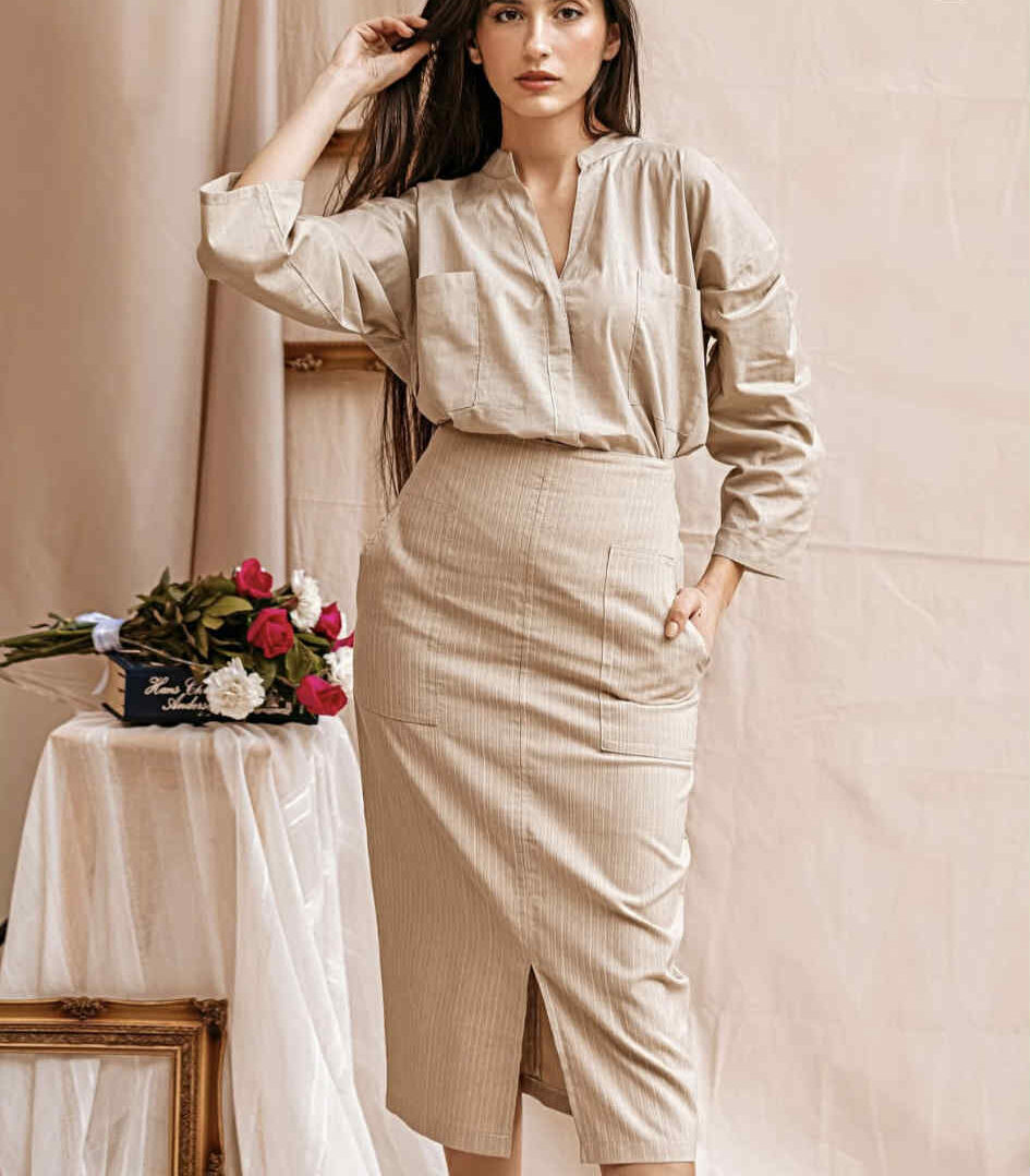 Blouse beige